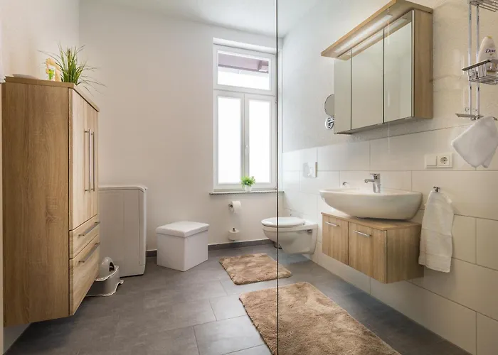 Am Schlosspark Apartman *